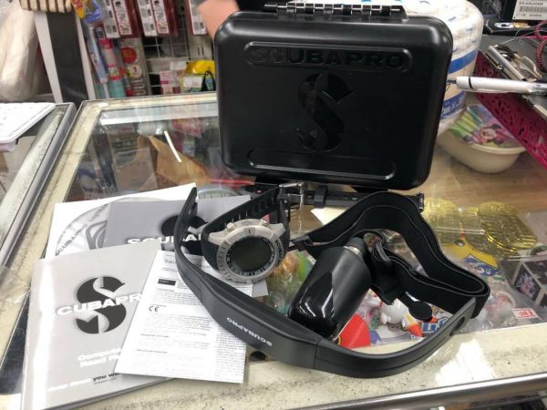 SCUBAPRO スキューバプロ　M2 クイック　リファレンス　LED &スマート＋トランスミッター　ダイコン