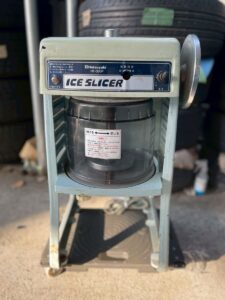 初雪 アイススライサー 業務用電動 かき氷機　HF-300P