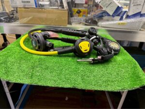 SCUBAPRO スキューバプロ レギュレーター オクトパス　MK25 R295