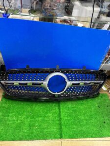 GLAクラス　H247 純正フロントグリル A247 888 39 01