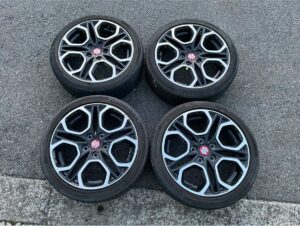 スズキ　スイフト　ZC33 純正17インチタイヤホイール