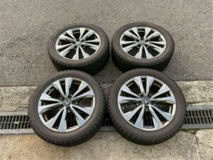 レクサス UX UX250h Fスポーツ 純正18インチ スタッドレスタイヤ