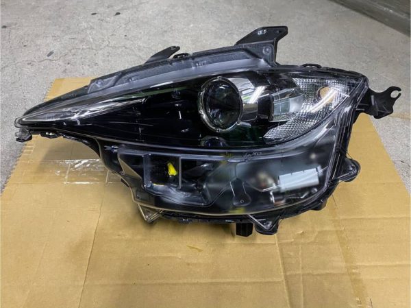 ロードスター　ND5RC 純正左LEDヘッドライト　W2634L