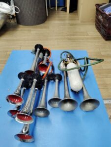 NOIMAC デコトラ エアーホーン ヤンキーホーン 旧車 ラッパ セット