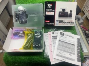 セルスター　TZドライブレコーダー　ドラレコ　TZ-D305w