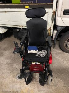 川村義肢　QUICKIE PULSE6 電動車椅子 車イス