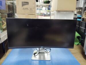 DELL ウルトラワイドモニター　U3415W 34型曲面 液晶ディスプレイ