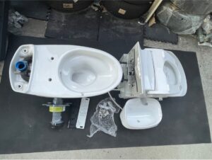 INAX 一体型シャワートイレ　DT-BA282-6L BC-BA20S
