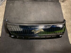 ハリアー 前期 60系　純正ラジエーターグリル　53114-48030