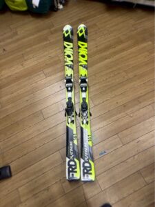 フォルクル VOLKL PLATINUM FRD スキー板 ビンディング