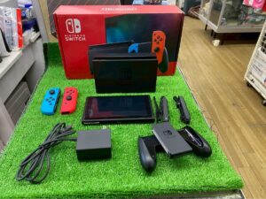 Nintendo Switch ニンテンドースイッチ　本体　HAC-001