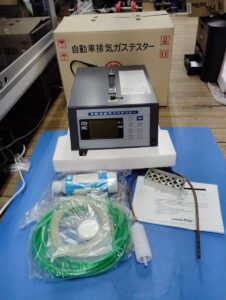 理研計器　排気ガステスター　CO/HC/Co2 RI-803A