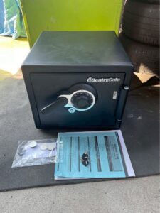 セントリー　テンキー式　 耐火金庫　ビッグボルト