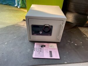 セントリー ダイヤル式  耐火金庫 ファイアーセーフ W0409
