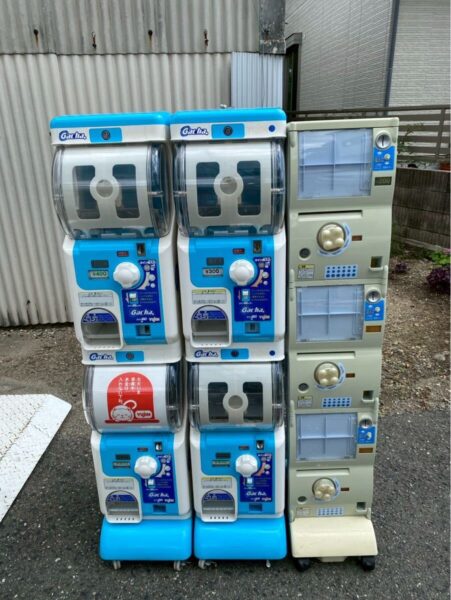 ガチャガチャ本体は売れる?ガチャポン筐体の買取相場・高く売れる条件を実際の買取店が解説 BANDAI Gacha ガチャガチャ ジャンボカードダスマシンセット