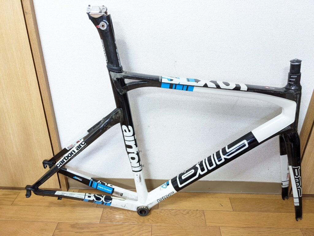 ロードバイクは完成車とパーツ売りどちらが高い?フレーム・ホイール・コンポの査定を比較 BMC SLX01 S size Frameset 2009model 1024x768