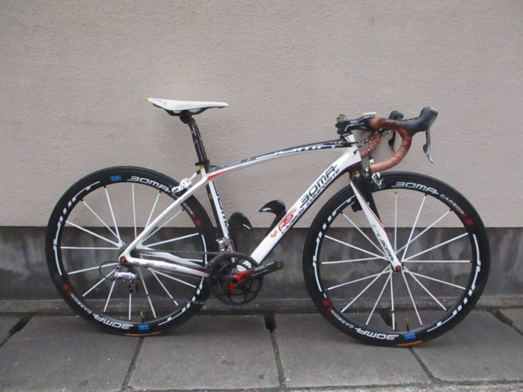 10年前のロードバイクでも売れる?ブランド・コンポ別の査定基準 BOMA RS i カーボン ロードバイク 1024x768