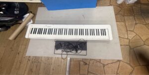 CASIO カシオ 電子ピアノ 88鍵盤 白 CDP S110