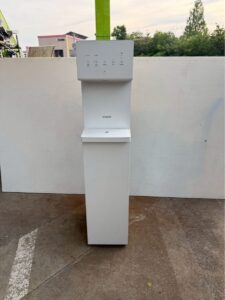 Coway ウォーターサーバー　給水型サーバー　CHP-4600N
