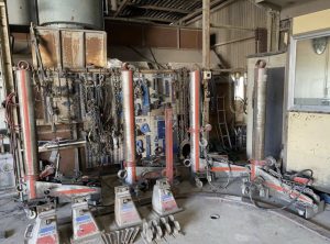 PROCEED プロシード フレーム修正機 タワー４機 クランプ