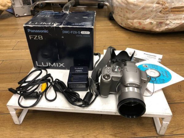 Panasonic パナソニック LUMIX デジタルカメラ DMC FZ8 600x450