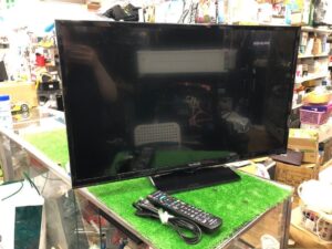 セカンドストリートで買取できないものは?家電・家具・服・雑貨の買取不可条件を徹底解説 Panasonic VIERA 32型液晶テレビ TH 32J300