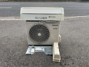  Panasonic パナソニック ルームエアコン 2.5kw 8畳用 CS-257J-W