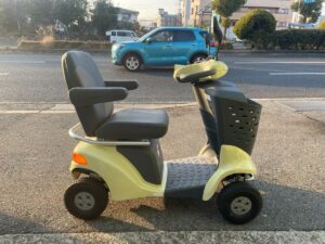 SUZUKI セニアカー シニアカー ET4D9 20年製 タイプI 電動車 300x225 1