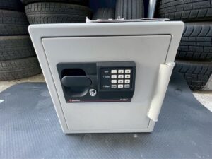 Sentry セントリー セントリーセーフ テンキー式 耐火金庫 金庫 家庭用 W382