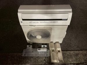 TOSHIBA 東芝 ルームエアコン 8-12畳　RAS-2810AT