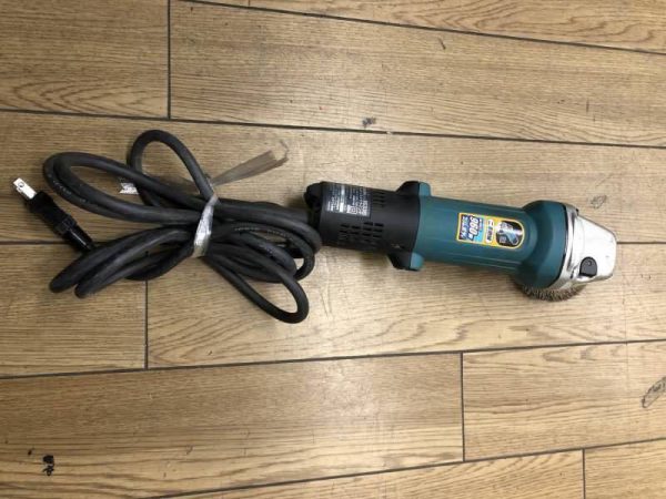 マキタ makita 100mm ディスクグラインダー 9533B