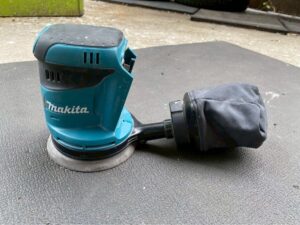  makita マキタ 充電式ランダムオービットサンダ 14.4V BO140D
