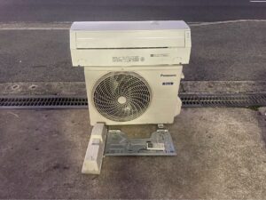  Panasonic パナソニック ルームエアコン 6畳用　CS-228CF-W