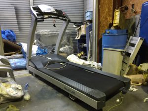 Sports Art Fitness ルームランナー 6310R スポーツジム、業務用 ランニングマシン 300x225
