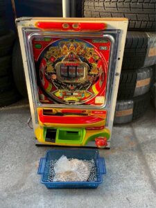 レトロ パチンコ実機 家庭用電源　スーパークイーンⅡ 2