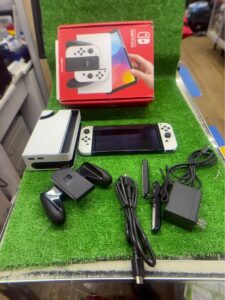 任天堂 Nintendo Switch 有機ELモデル ホワイト HEG-001